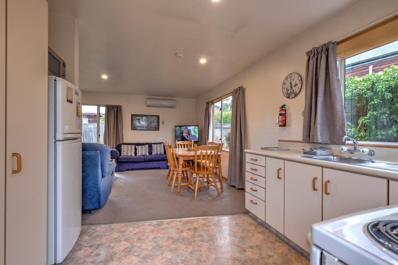 42B Conical Hill Road Villa แฮนเมอร์สปริงส์ ภายนอก รูปภาพ